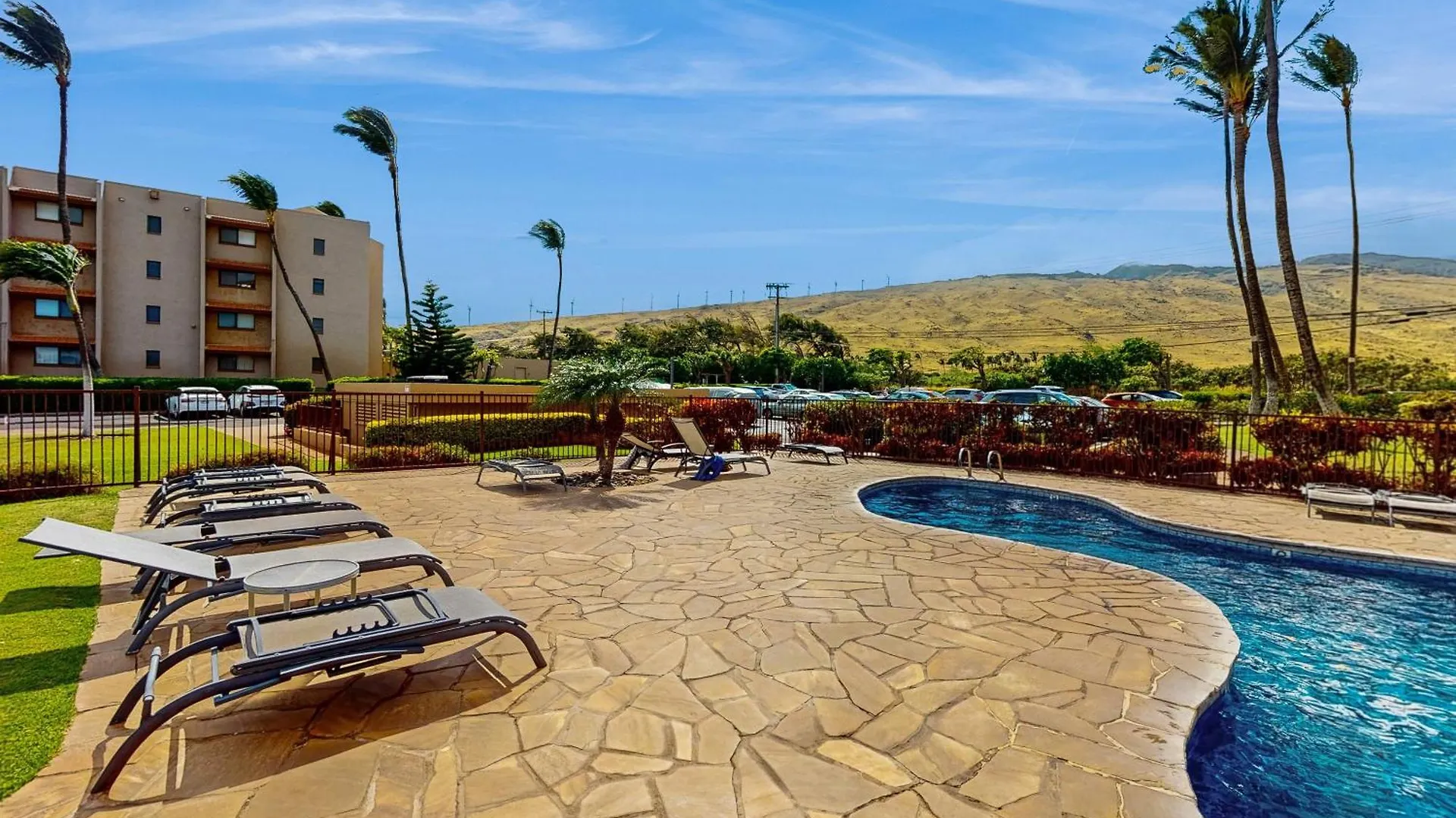 Island Sands #306 Wailuku Апартаменты